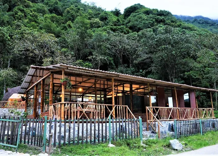 Salkantay Majestic Domes Eco Sahuayaco